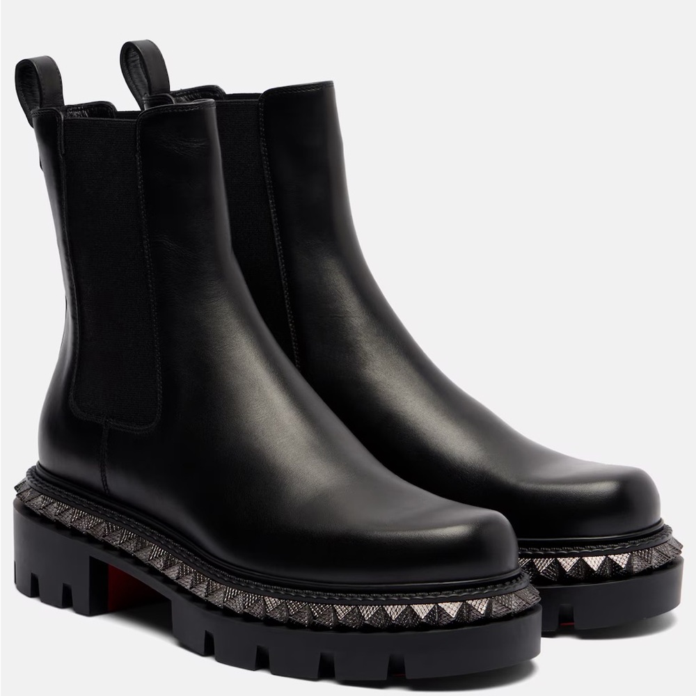Christian Louboutin st Emilia pyraclou lug sole Chelsea boot bootie sz 39